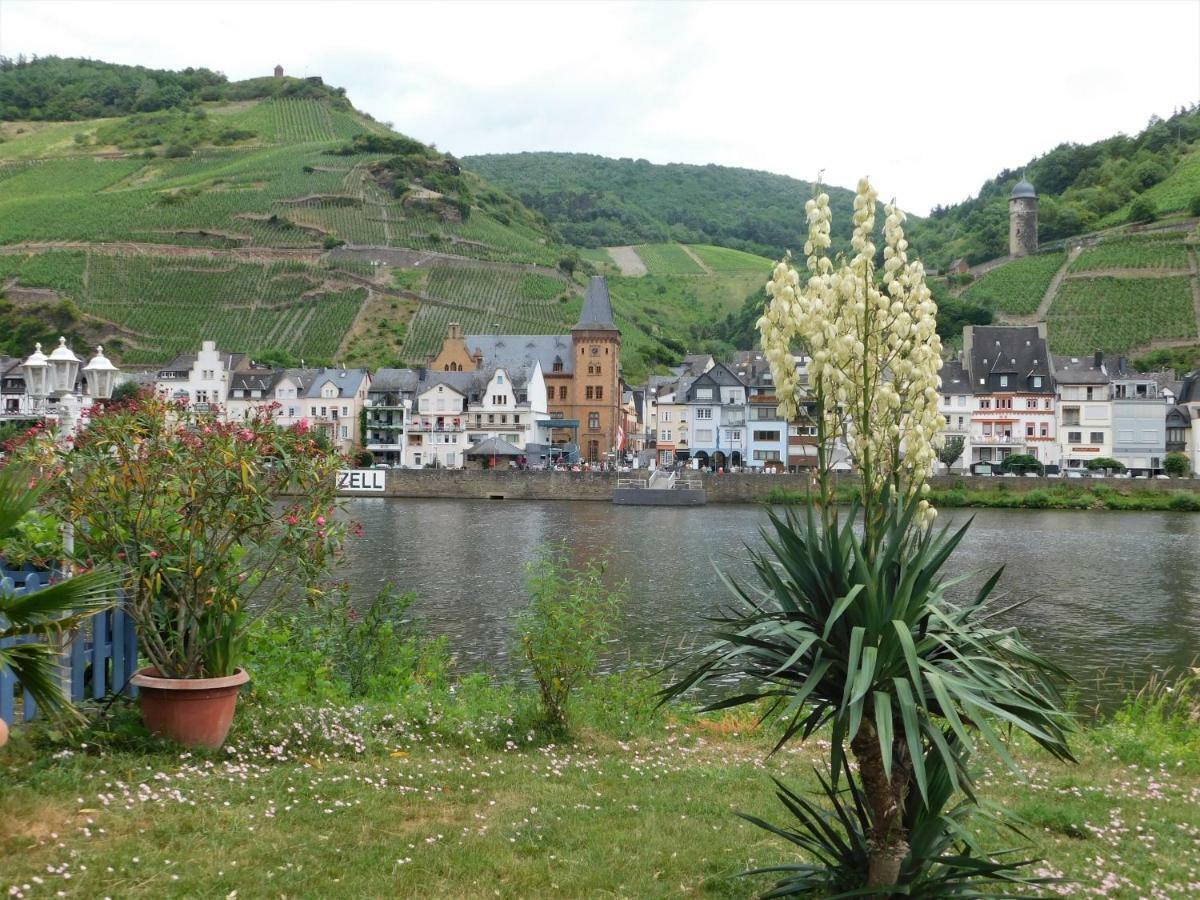 Die Ferienwohnung Lindenhof Zell an der Mosel Ngoại thất bức ảnh